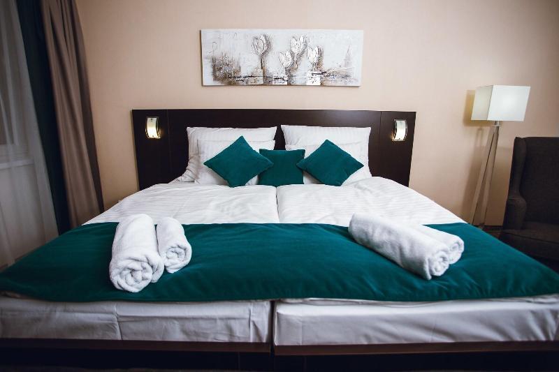Hotel Crystal コシツェ エクステリア 写真